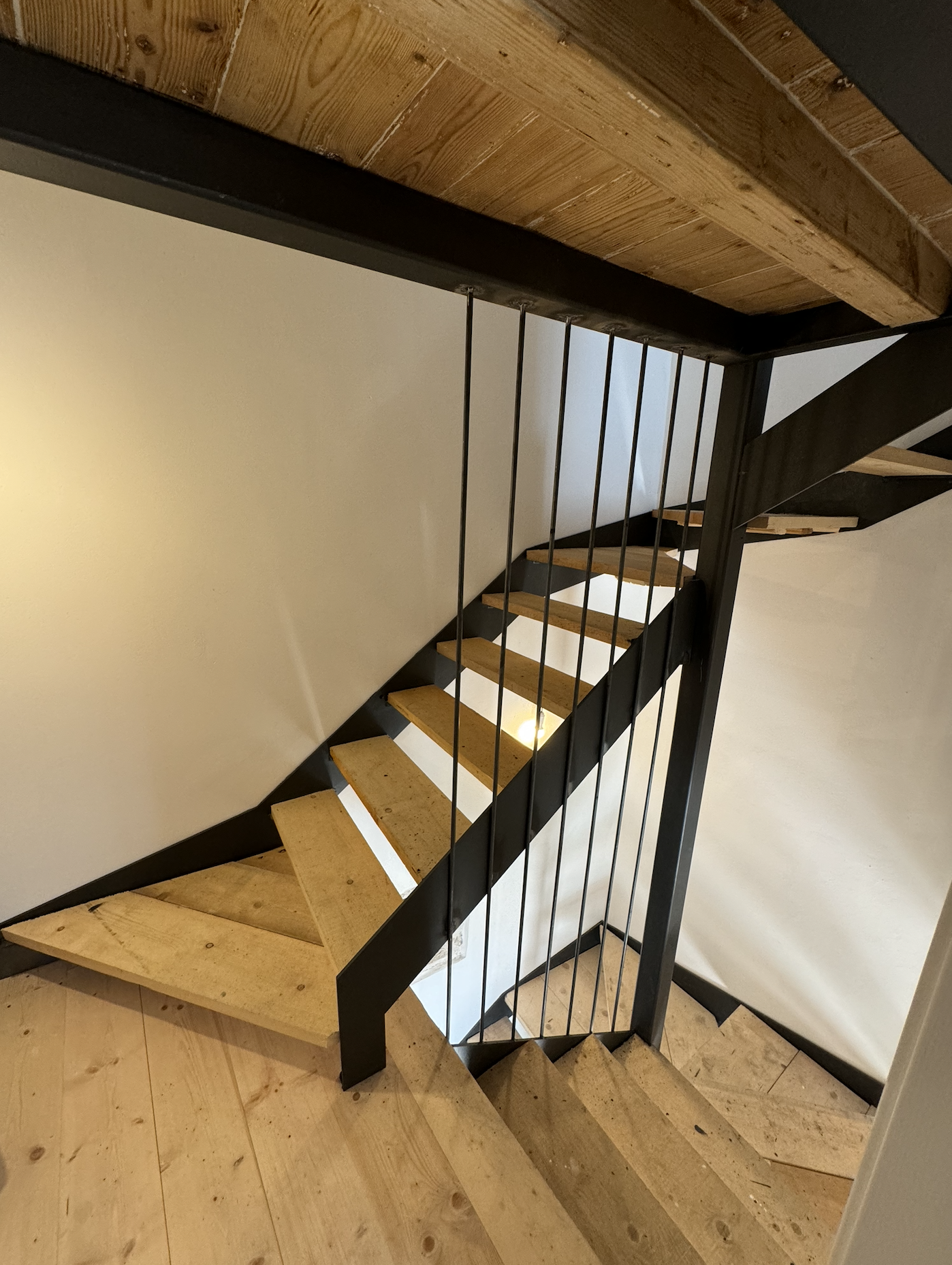 strutture in metallo scale. Fabbro a Verona